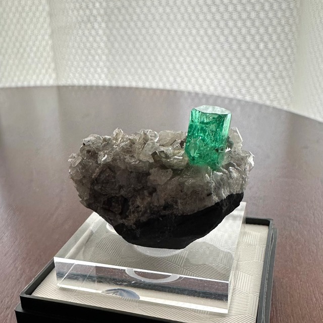 エメラルド / パイライト【Emerald on Pyrite】コロンビア産
