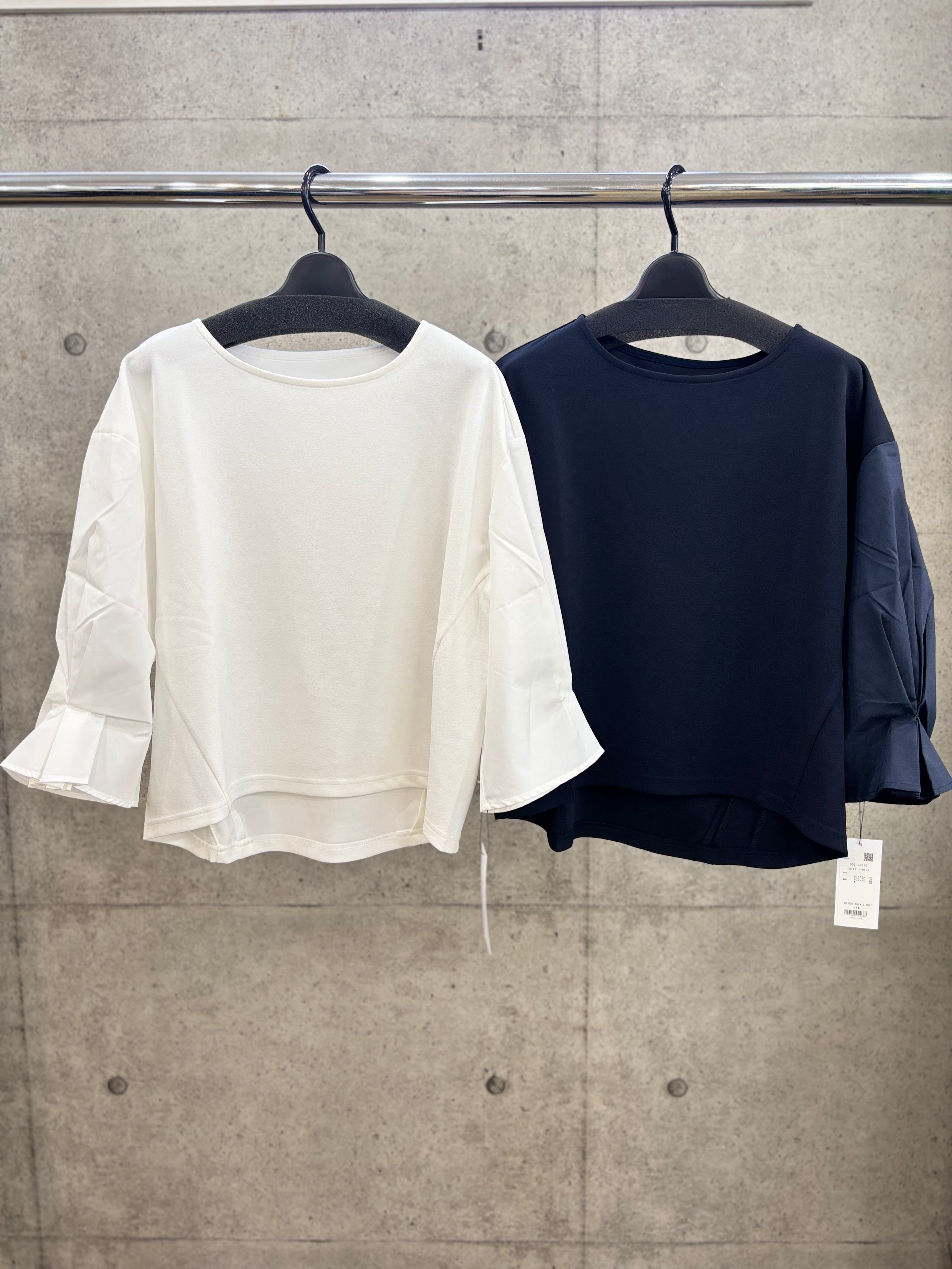 【送料無料】CYNICAL(シニカル)袖プリーツタック異素材切り替えプルオーバ 5分袖 透けない キレイめ 手洗い可能 550-95510