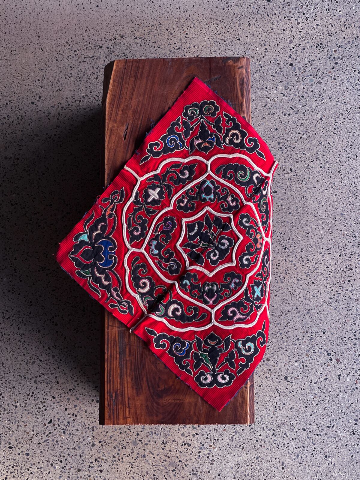 Miao tribe／Vintage Fabric | 333 & tay - Delivery Service