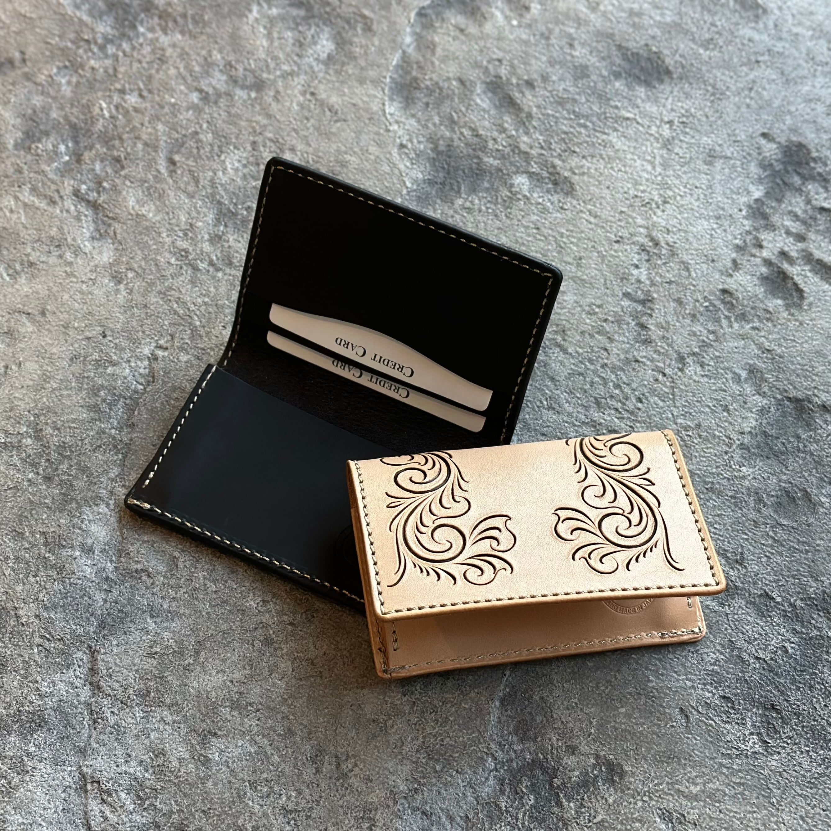 名刺入れ | ケイシイズ 【公式】－ オンラインストア － KC,s ケーシーズ