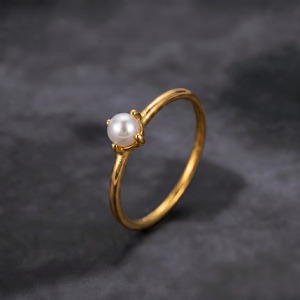 一粒パール細身リング 重ね付け 指輪 / 金属アレルギー対応 サージカルステンレス