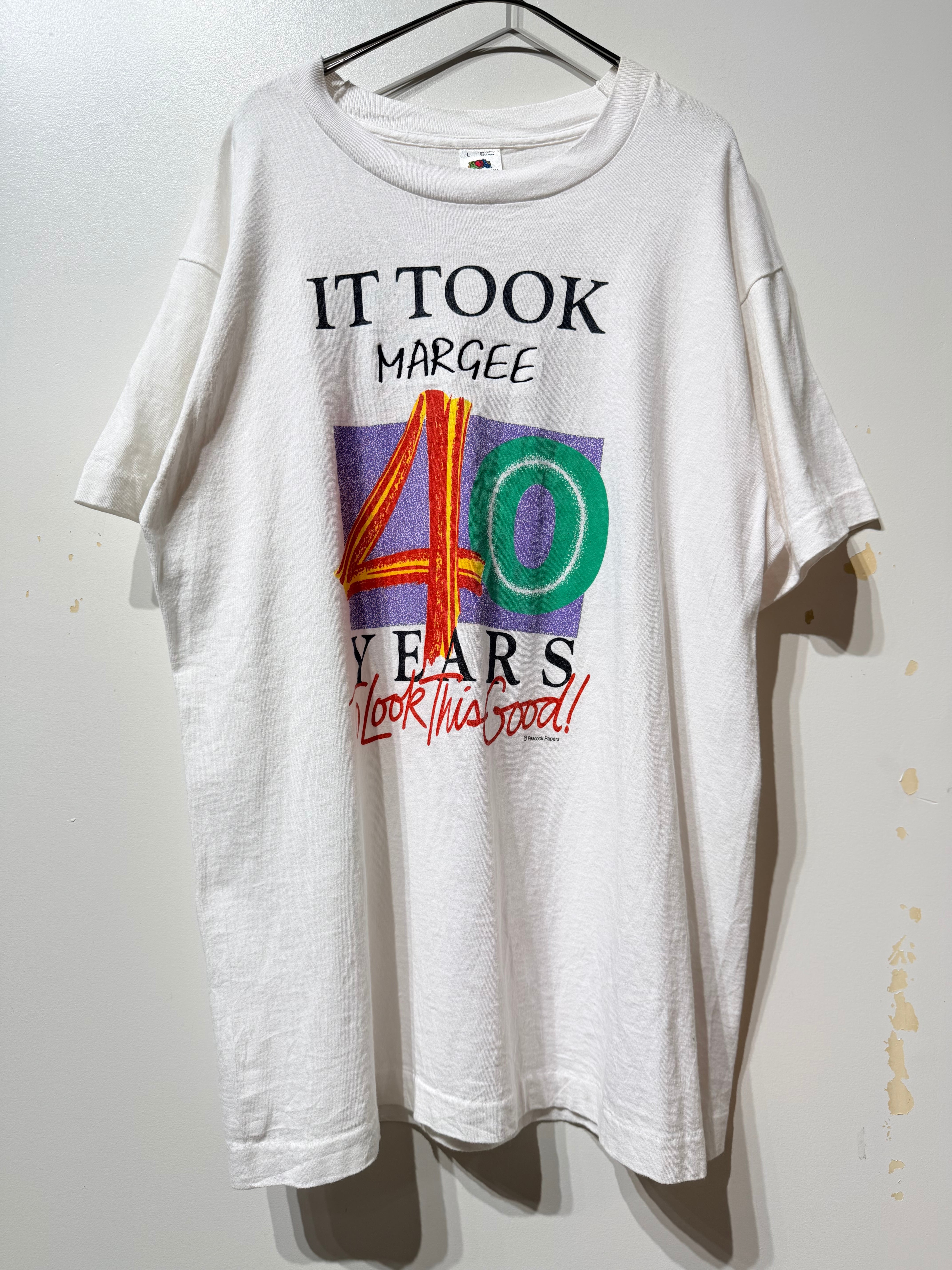 (CS2454)90‘s FRUIT OF THE LOOM “40 YEARS “graphic Tee Shirt made in U.S.A.
