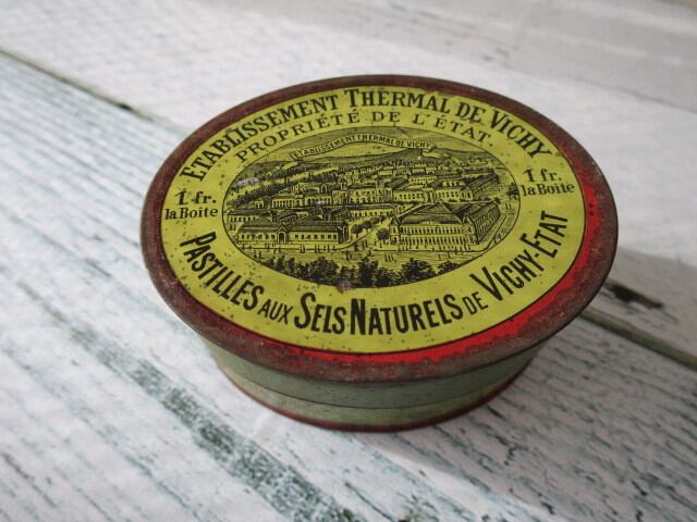 TIN缶 | 輸入アンティーク雑貨 conque