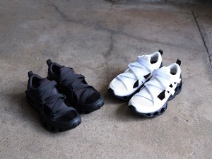 Women’s Mizuno” WAVE PROPHECY STRAP”