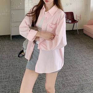 【送料無料】 ピンクストライプ 長袖 シャツ レディース 春夏 韓国 トップス きれいめ 大人 かわいい カジュアル 羽織り ライトアウター UV対策 おしゃれ ストライプ ゆったり 体型カバー 大人可愛い 大人女子