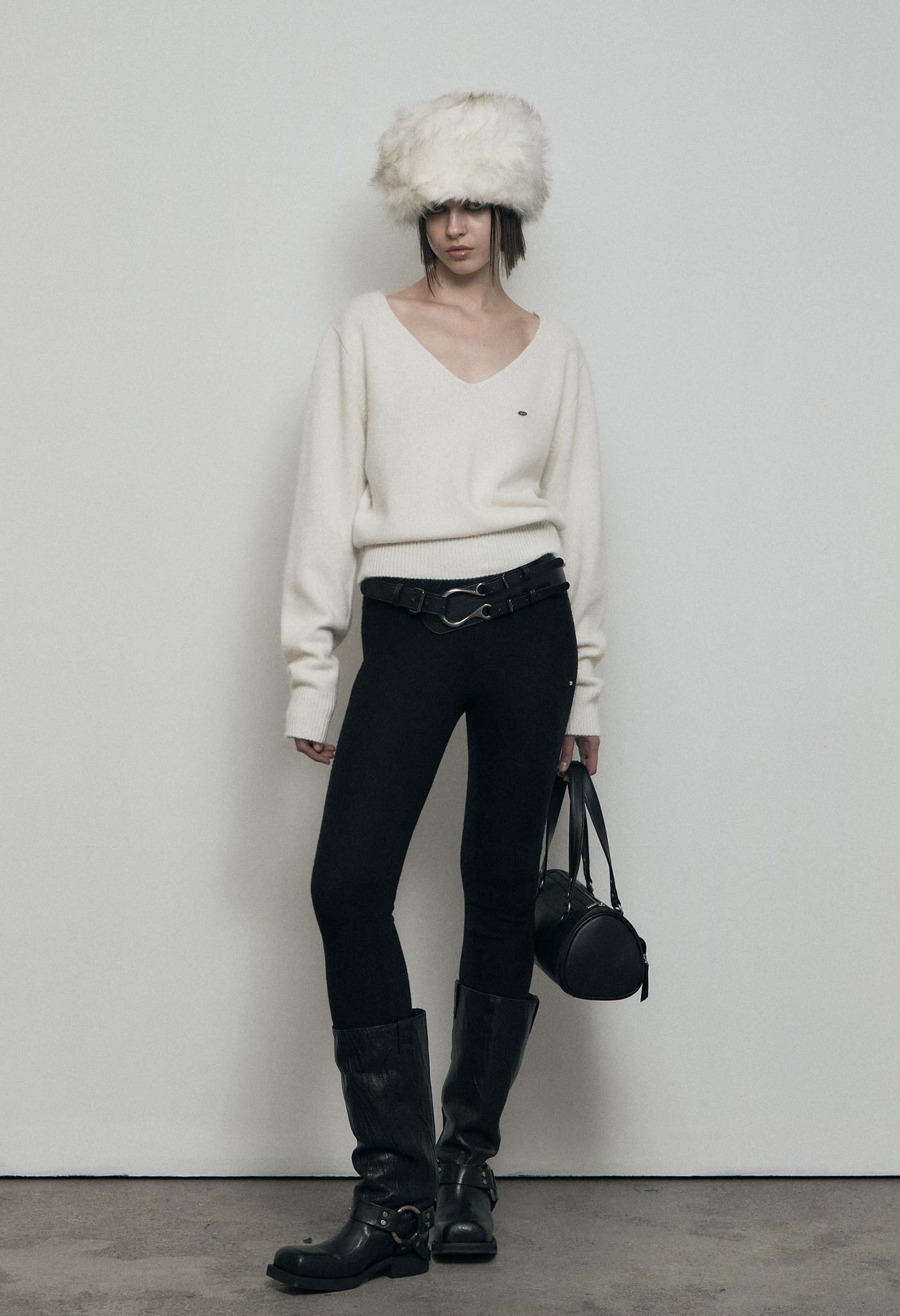 BOHEMIAN SEOUL] CARGO MINI SHOULDER BAG, MATTE BLACK 正規品 韓国 