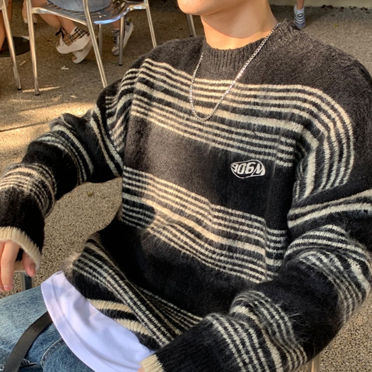 ラウンドネック細ボーダーソフトニット　1080