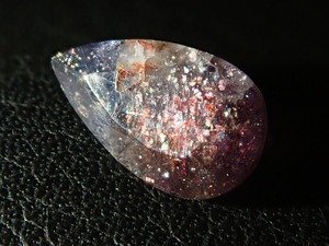 インド産ブラッドショットアイオライトサンストーン 1.715ct