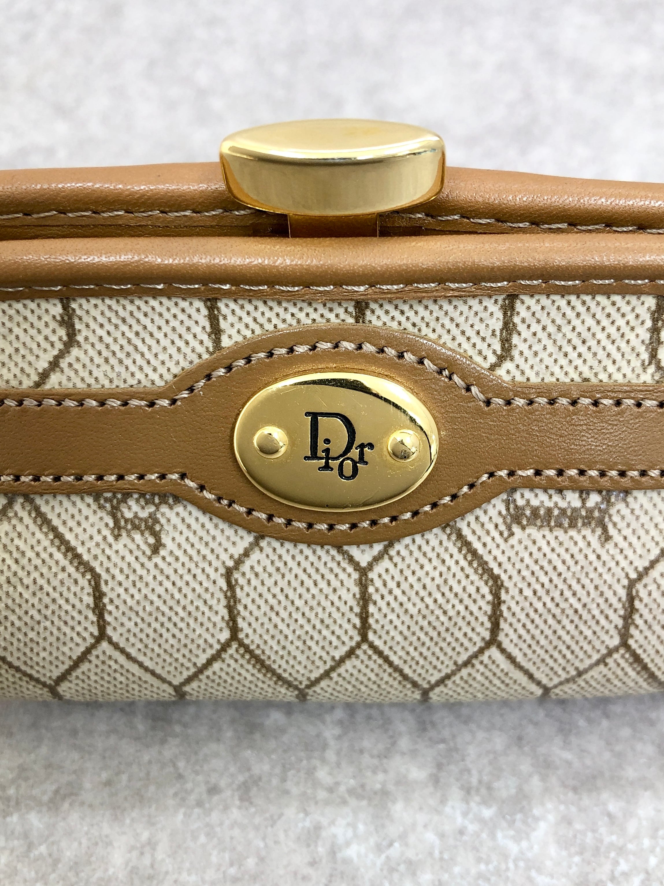 Christian Dior クリスチャン ディオール ハニカム柄 財布 ブラウン