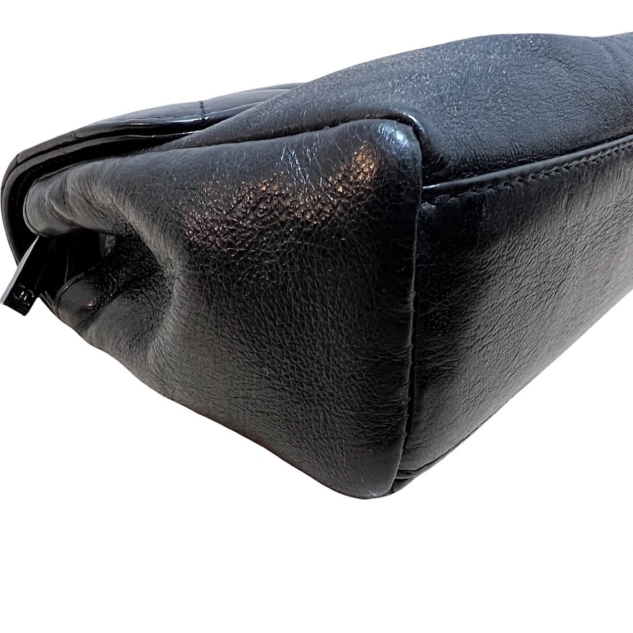 CHANEL マトラッセ ラムスキン ミラー付コンパクトポーチ | Regalia.japan