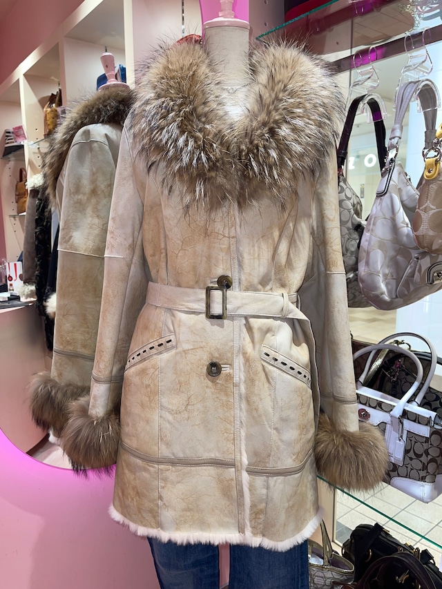 VINTAGE FUR MOUTON COAT   Y2K