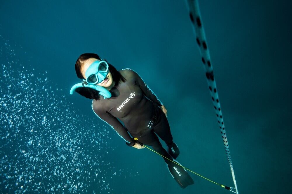 Be wet ドライスーツ　2mm ZENTO 2mmウェットスーツ ウィメンズ Wetsuits Wemen's