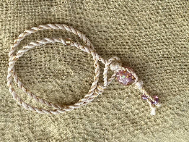 ヘンプ好きのためのブレスレット 『HOLY HEMP Bracelet』NO.01