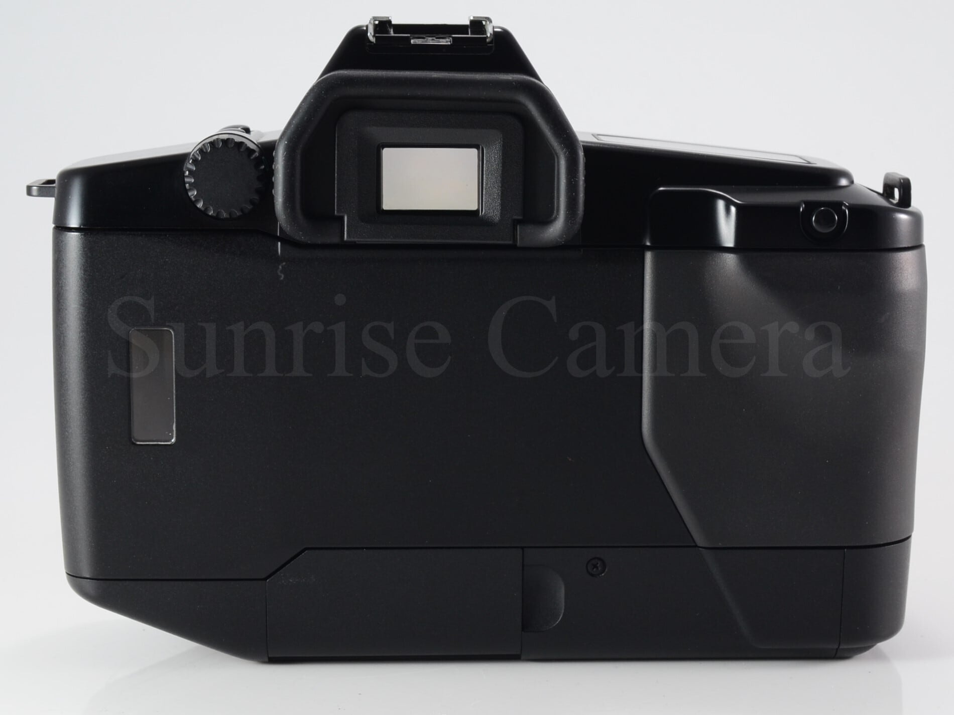 Canon EOS 650 ボディ キヤノン (61269) | サンライズカメラ フィルム