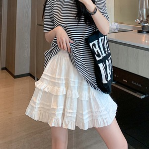 フリル ティアード ミニスカート レディース スカート ボトムス スカパン ティアードスカート ミニ 膝上 フレア Aライン ドレープ ティアード フェミニン フリル ハイウエスト ウエストゴム 伸縮性 かわいい 大人可愛い きれいめ シンプル カジュアル おしゃれ ガーリー ルーズ ラブリー キュート 無地 春 夏 秋 冬 ママ 通勤 学生 学校 通学 デート お出かけ 旅行 公園 女子会 休日 ショッピング 体型カバー 脚長 普段使い 着回し S M L XL ゆったり 白 ホワイト 黒 ブラック