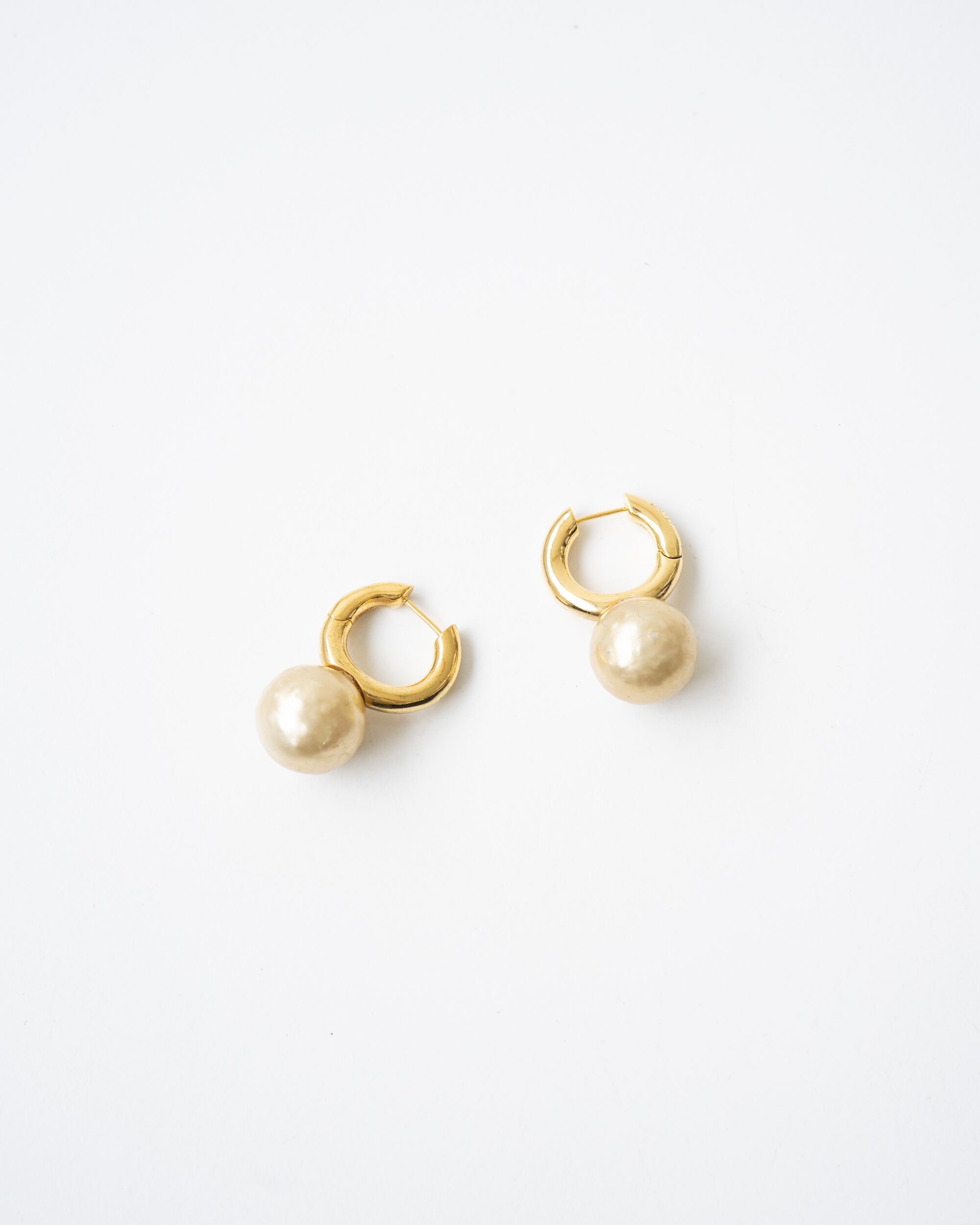 CÉLINE フィービーファイロ期 ピアス Celine dot loop pearl earrings