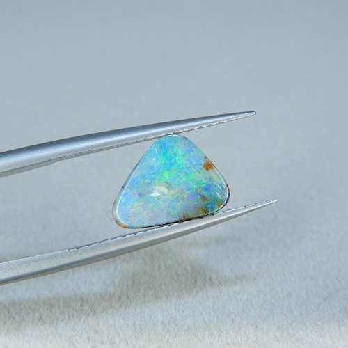 【動画あり】ボルダーオパール 1.36ct【zo5】