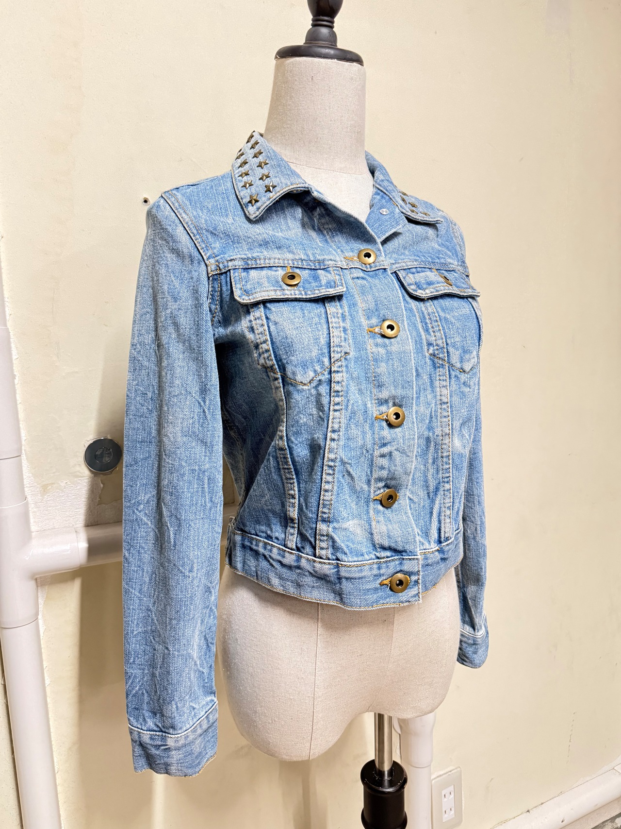 ''GLAD NEWS'' star denim jacket