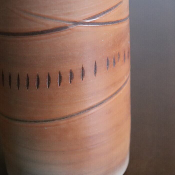 小石原焼 蔵人窯 筒花瓶 一本飛び鉋 Koishiwara-yaki Flower vase #314