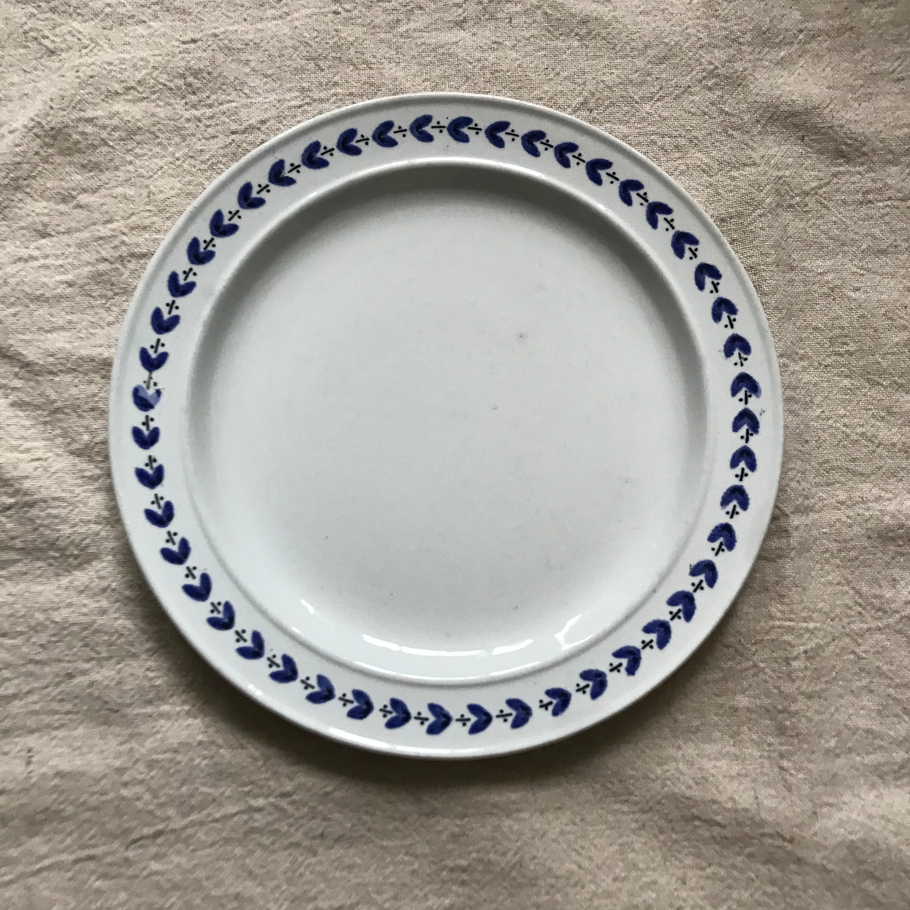 青いハート模様のケーキ皿