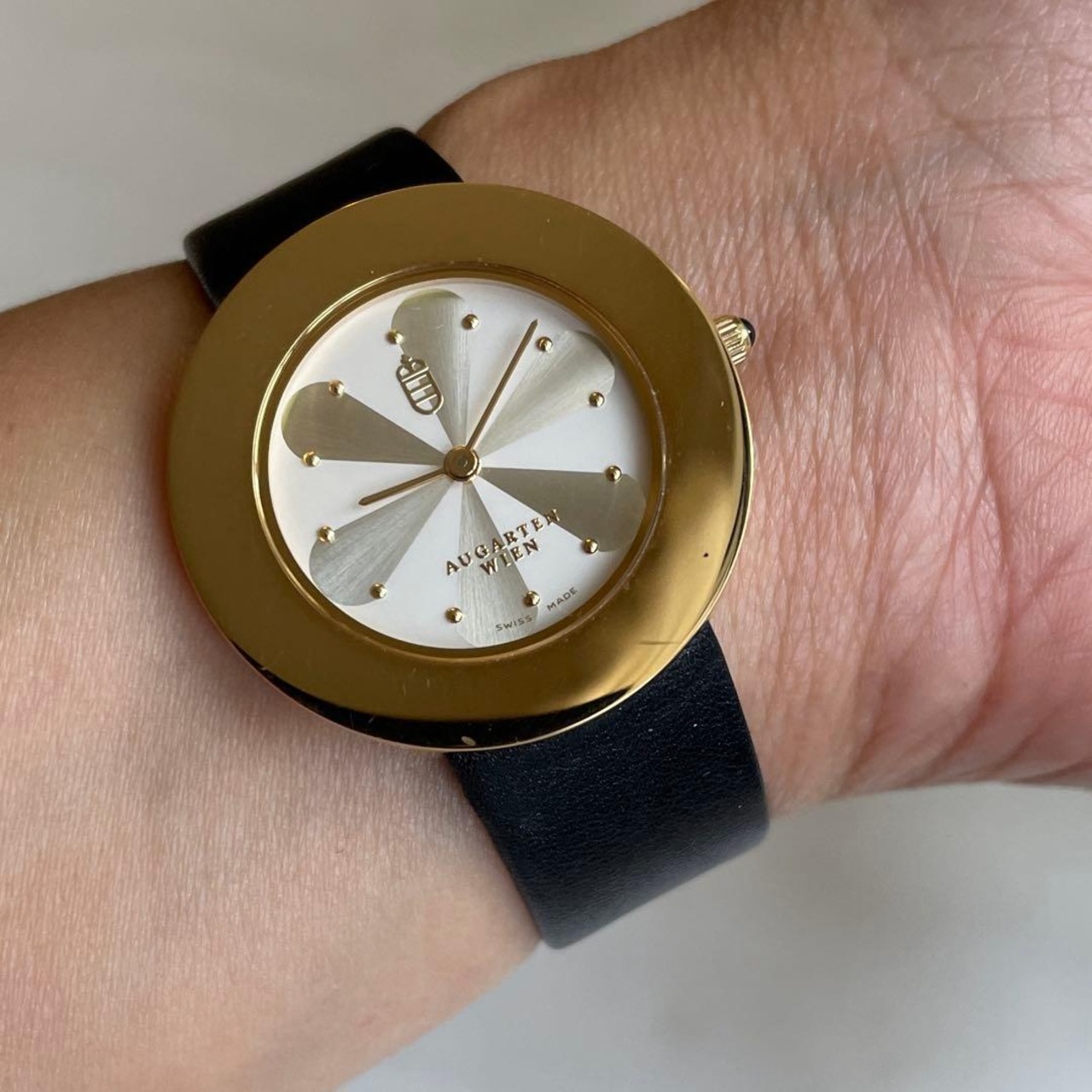 AUGARTEN WIEN 腕時計　SWISS MADE