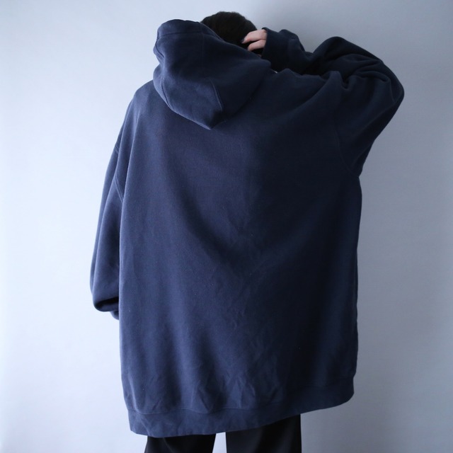 "Carhartt" sleeve logo printed XXL over silhouette sweat parka