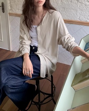 Round neck loose fit Cardigan L0104
