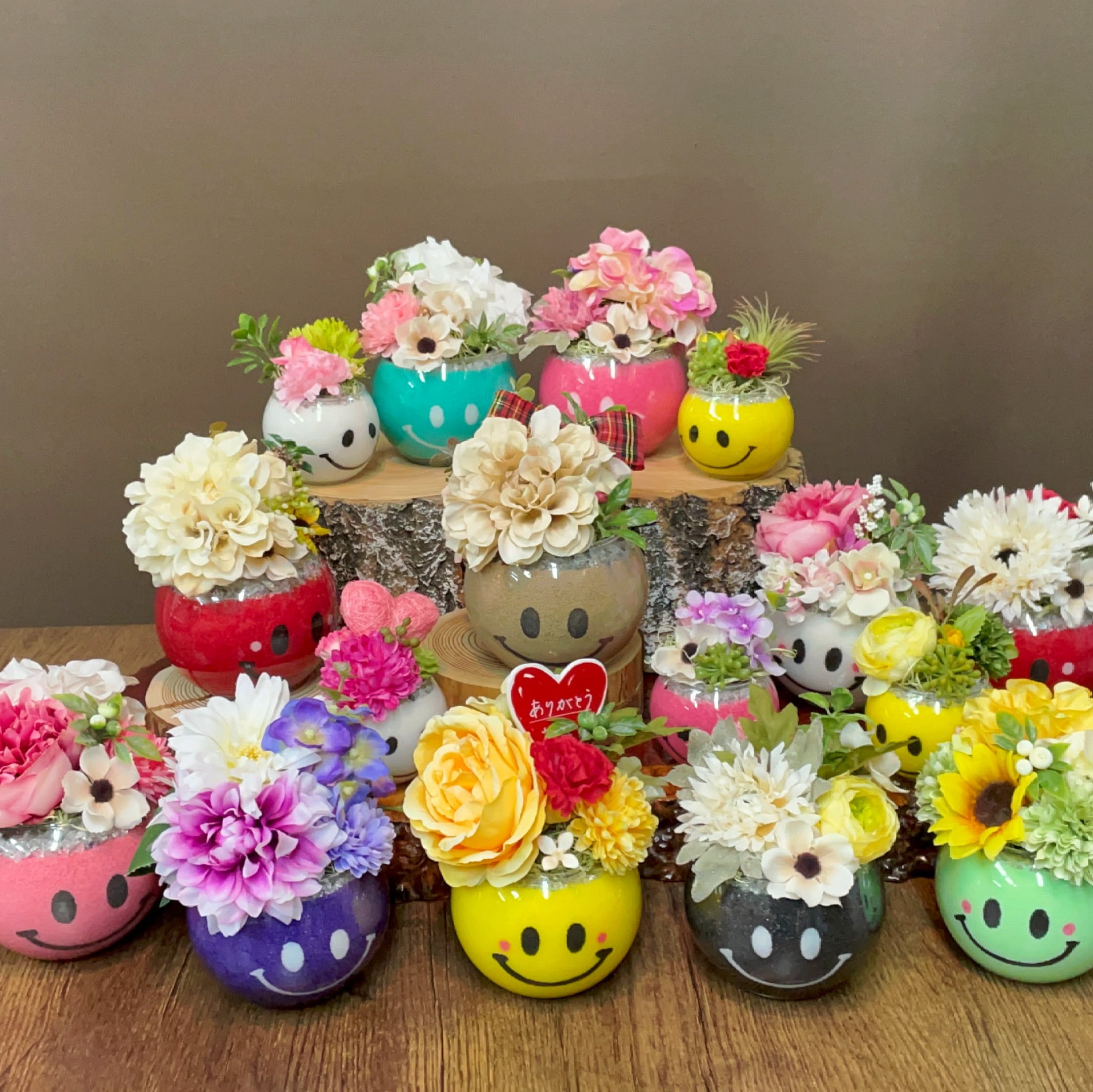 カラーサンド スマイル ニコちゃん ピンク サンドアート ミディアム