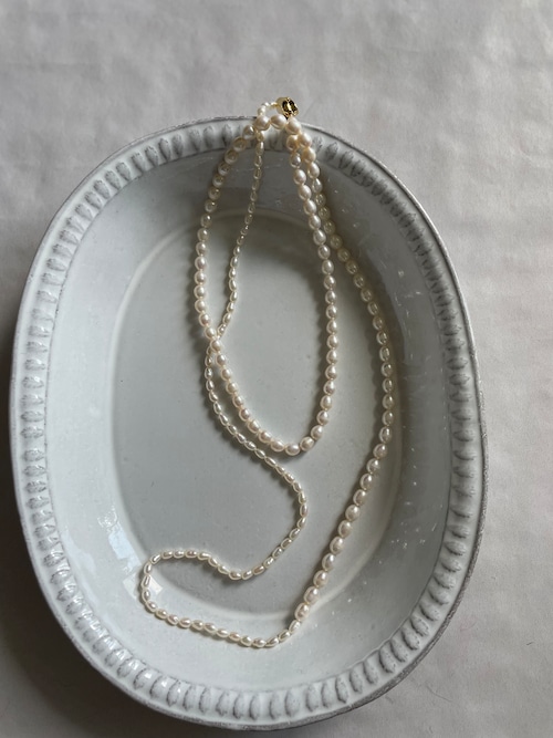 long mixpearl necklace A long mixpearl necklace A