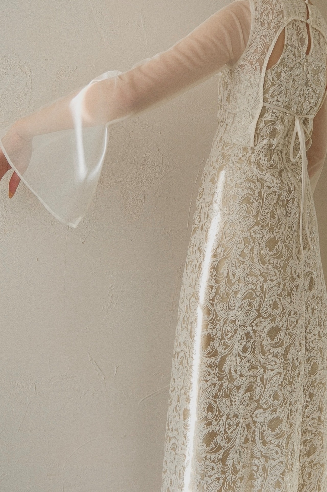 Leaf Embroidery Back Design Dress / YELLOW - 3