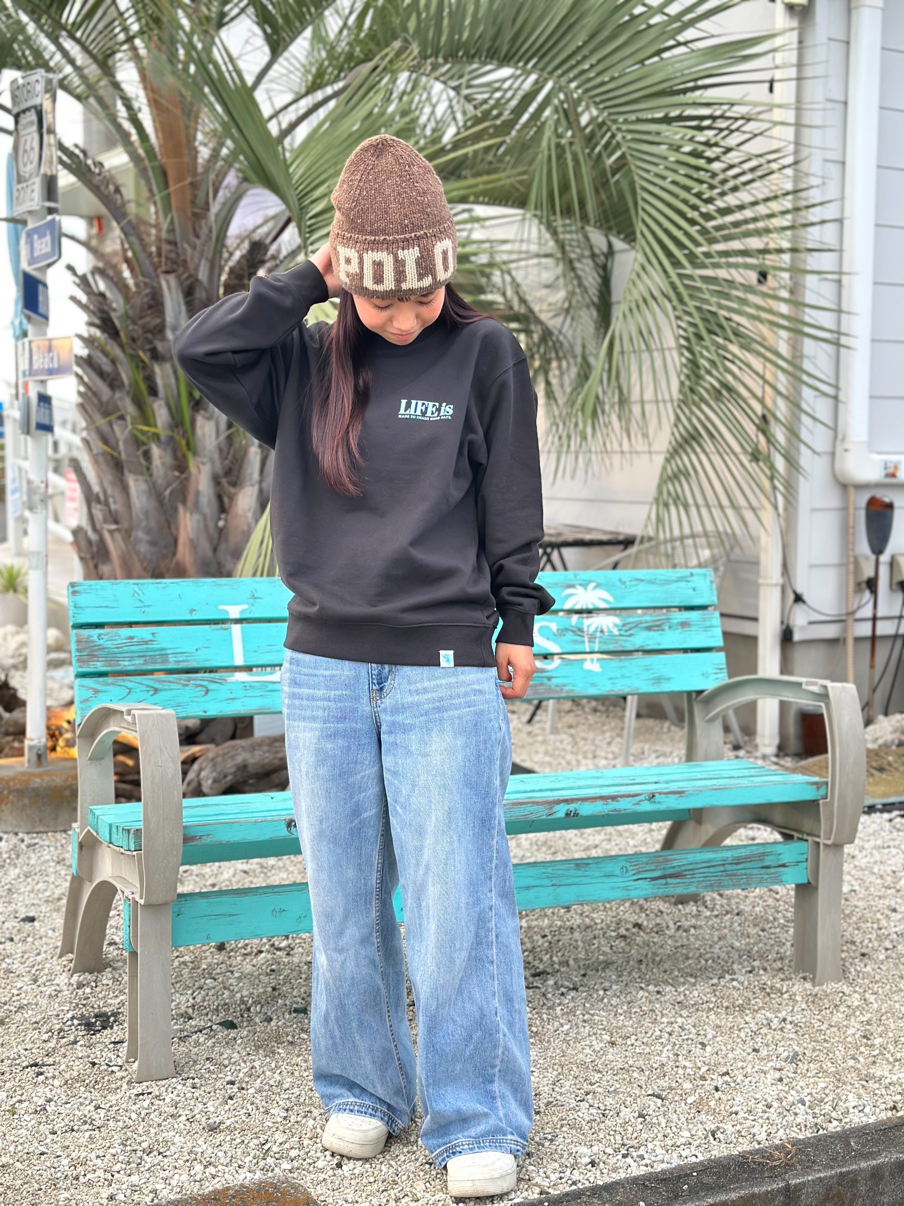 LIFE is 9thオリジナルロゴスウェット ￥6990(7689)
