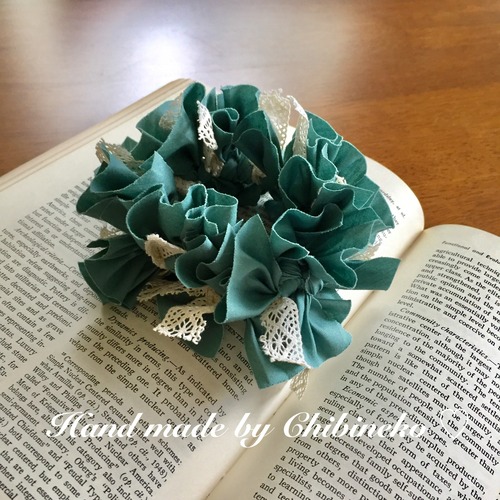 お花のコットンシュシュ♡(アンティーク風)