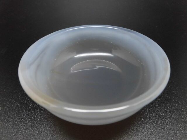 【天然石】【ランダム発送】　瑪瑙おちょこ