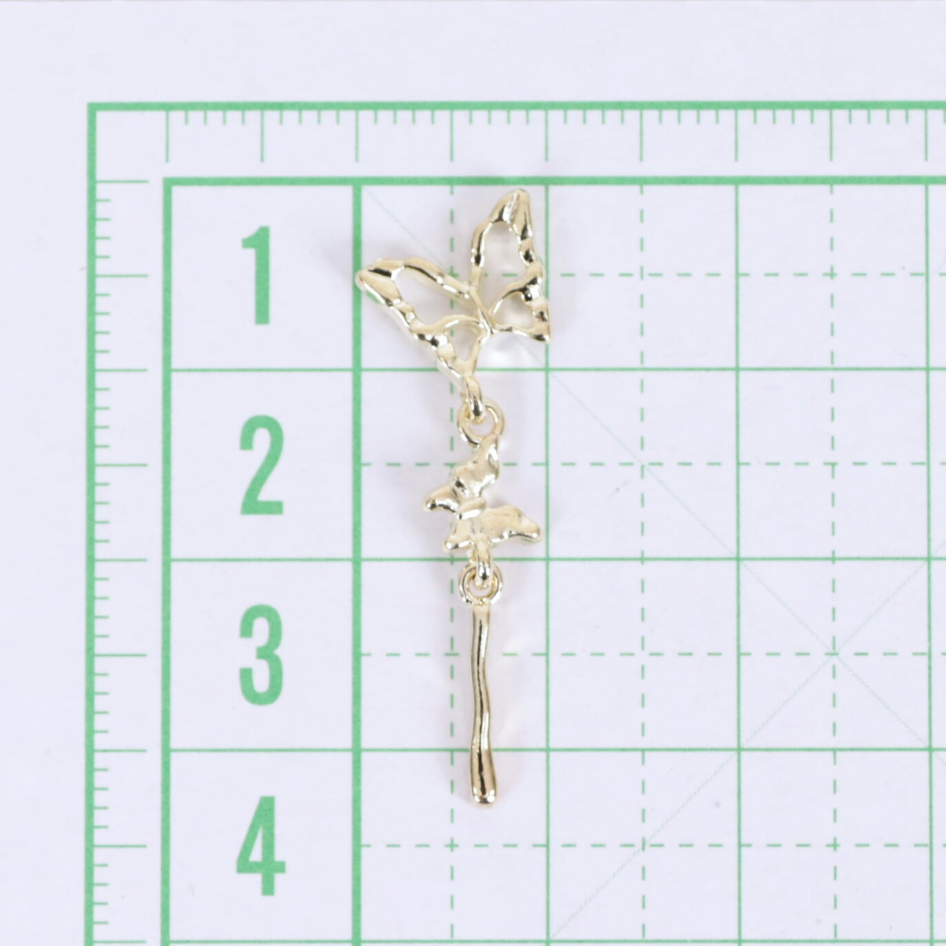 水引パーツ　ちょうちょ 楽天市場】水引パーツ 蝶/紫 : 和がみ工房