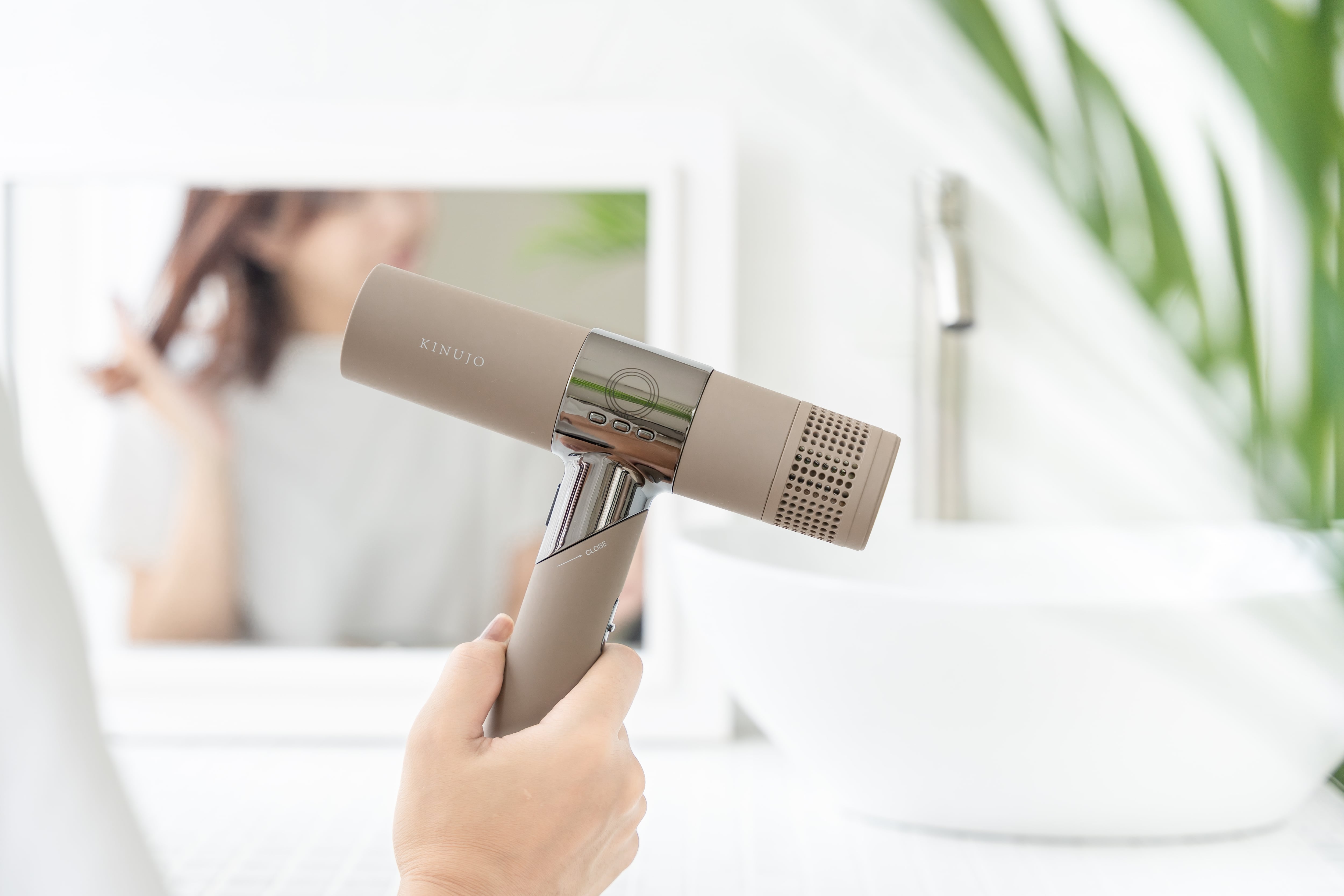 KINUJO キヌジョヘアドライヤー モカ KINUJO ヘアドライヤー モカ | rAd Online Shop