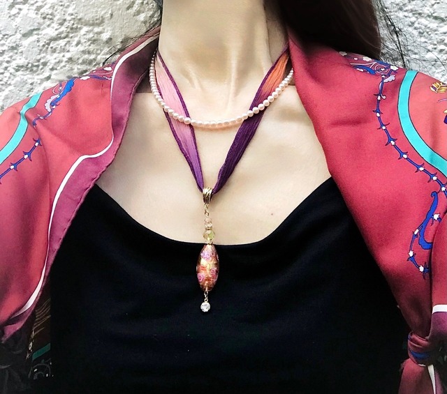 レースローズオーバルネックレス