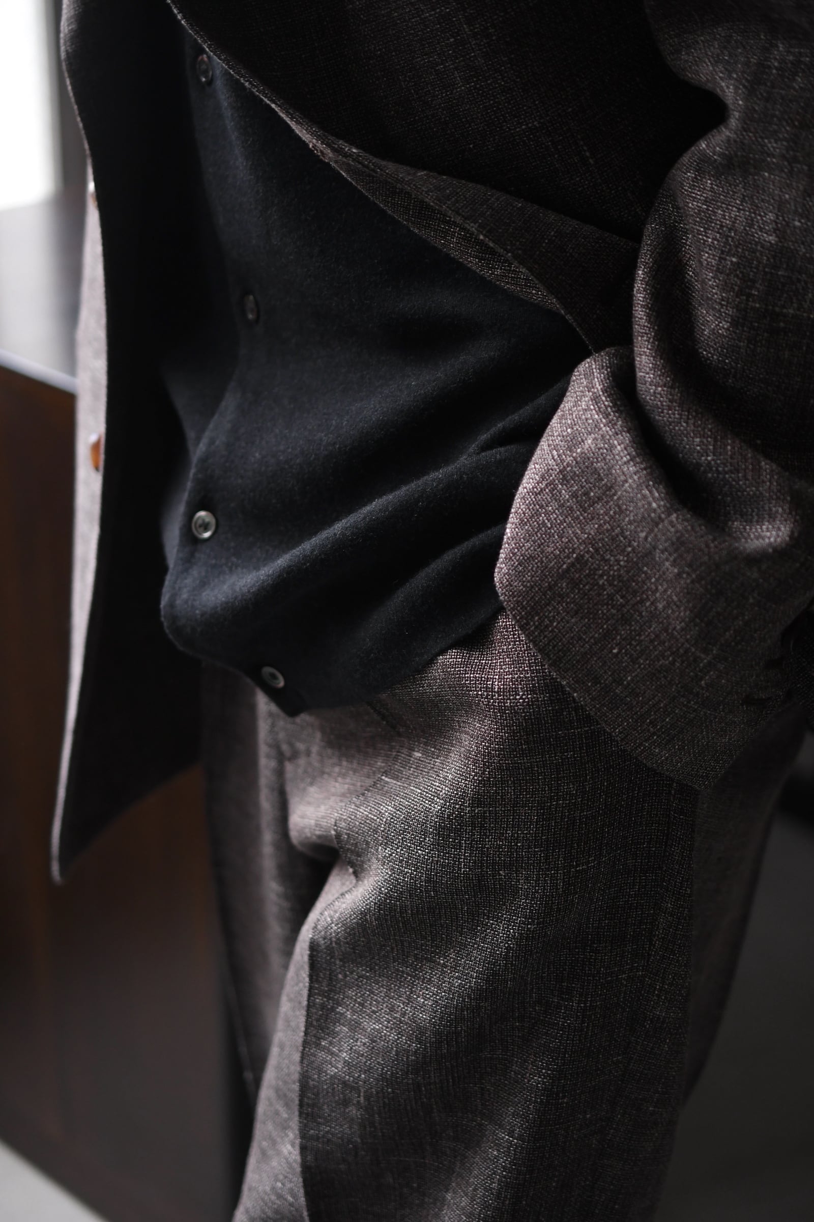 BATONER / 32G SMOOTH KNIT CREW NECK CARDIGAN (Melange Black) | nariwai