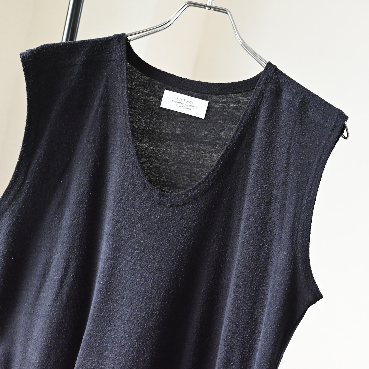SILENCE / Nep Silk Sleeveless Knit