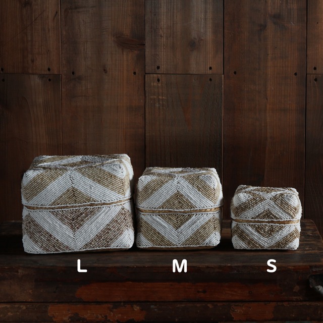 Beaded Bamboo Basket L / Indonesia