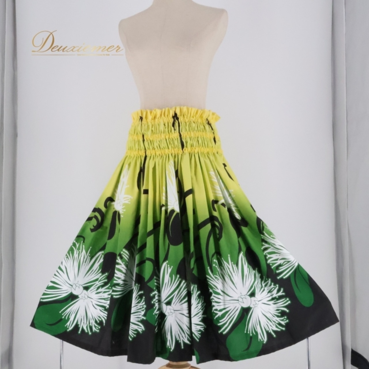 フラダンス 衣装 パウスカート Nohea イエロー系 ハワイ製 シングル グラデーション かわいい 華やか 鮮やか 明るい 黄 緑 黒 白 ハワイアン アロハ ハワイアンプリント フラ ダンス レッスン 練習 グリーン系 フラ衣装 リゾート おしゃれ