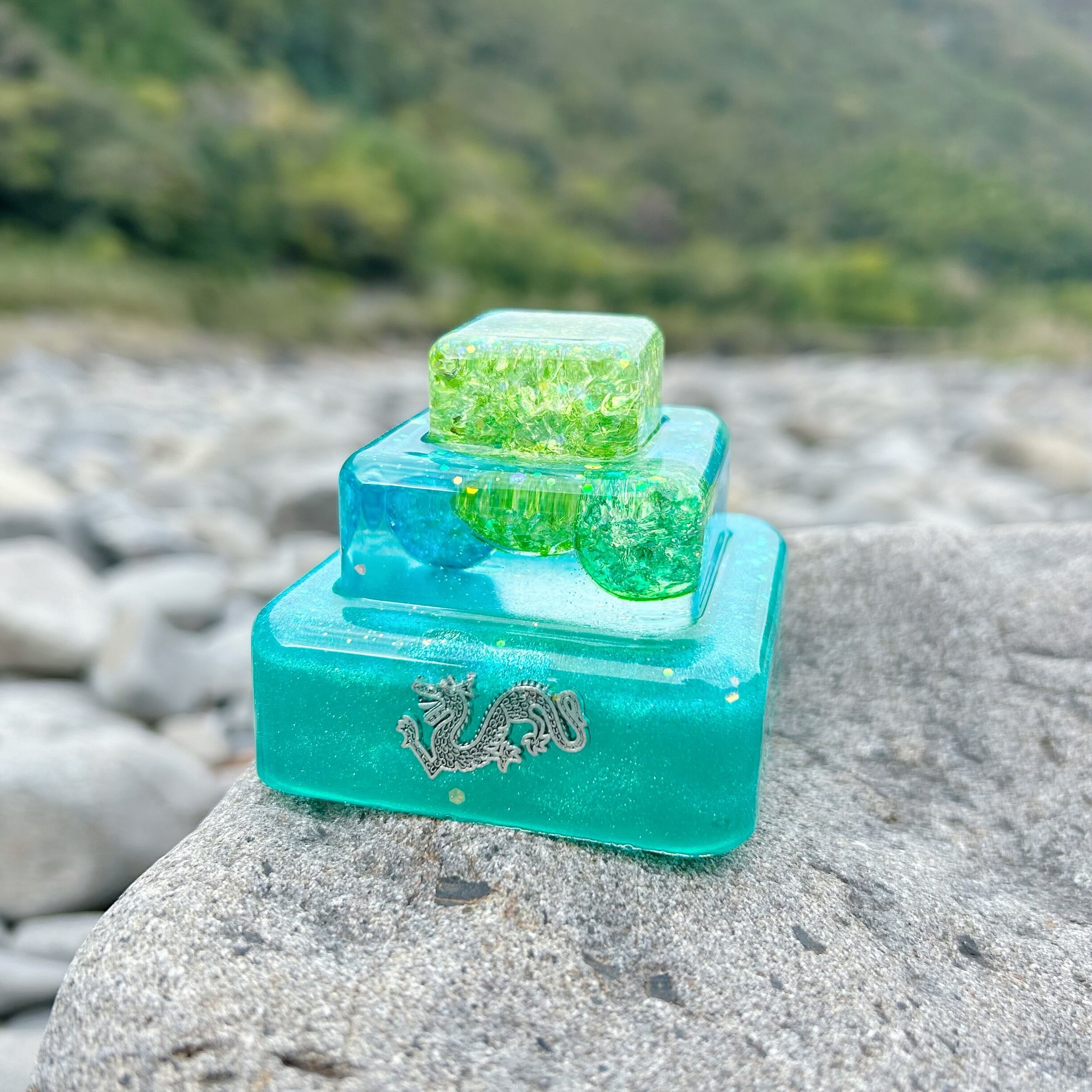 緑龍様*三宝オルゴナイト