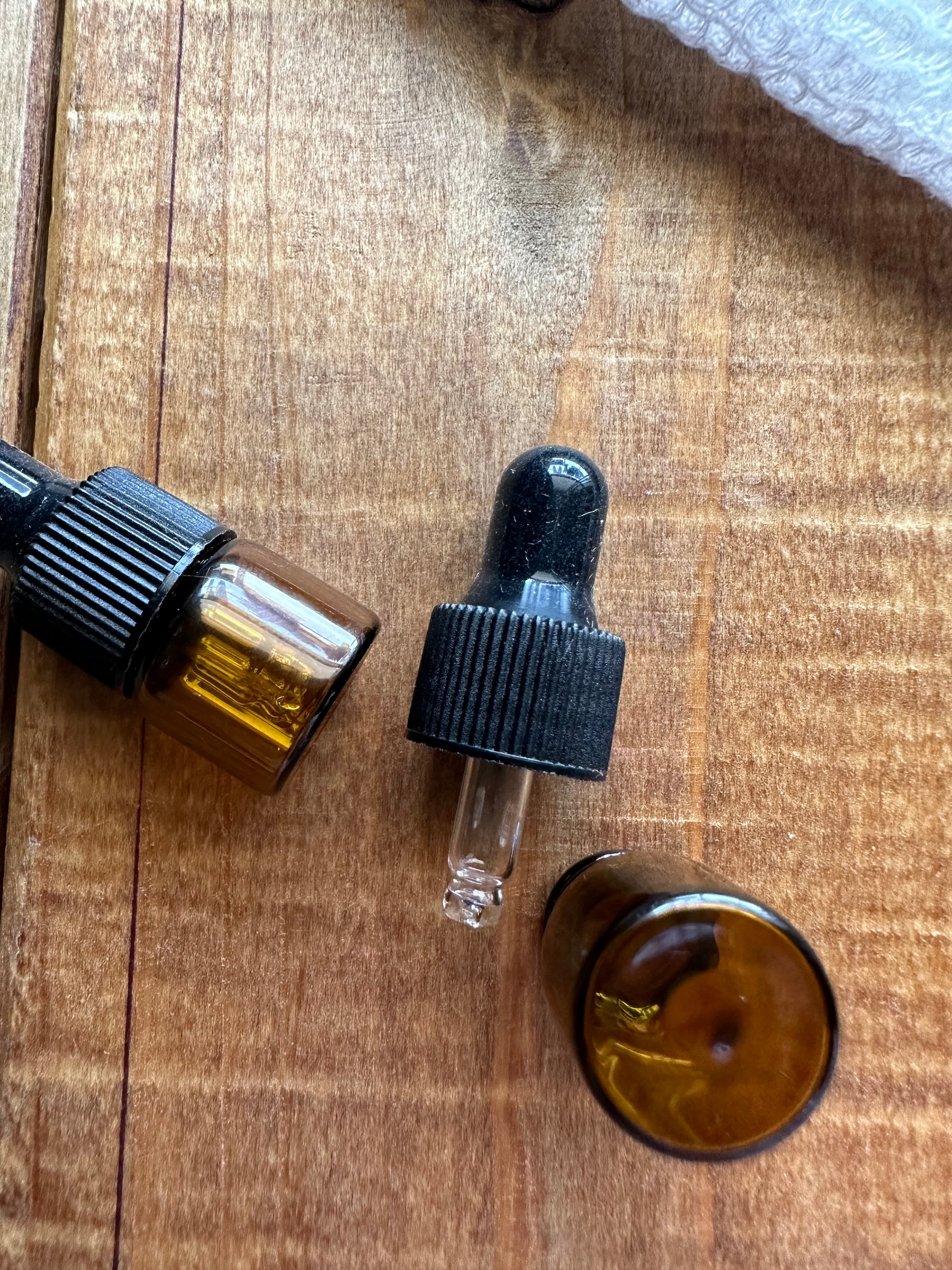 ＊ITEM＊＊＊スポイドタイプ遮光瓶（1ml）2個セット