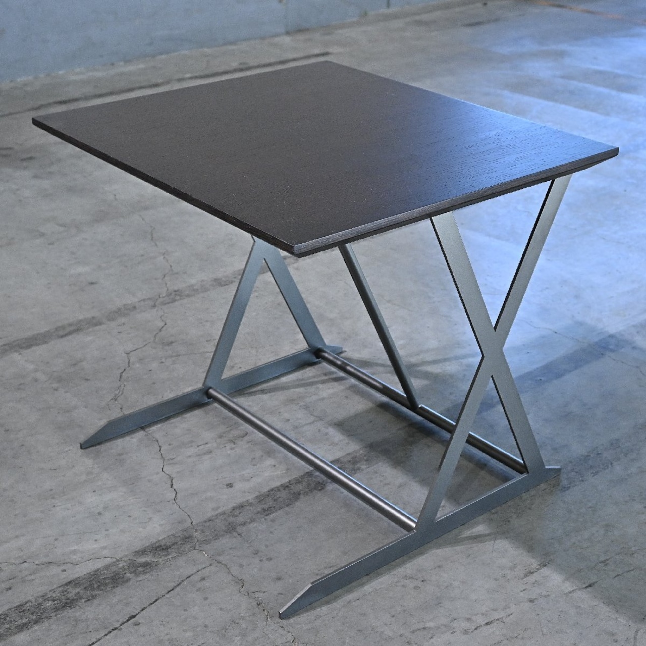 IDC大塚家具 エルバイタリア サイドテーブル オーク材 コーヒー モダン リビング 寝室 カフェ デスク 店舗什器 ラウンジ 机 erba Italia