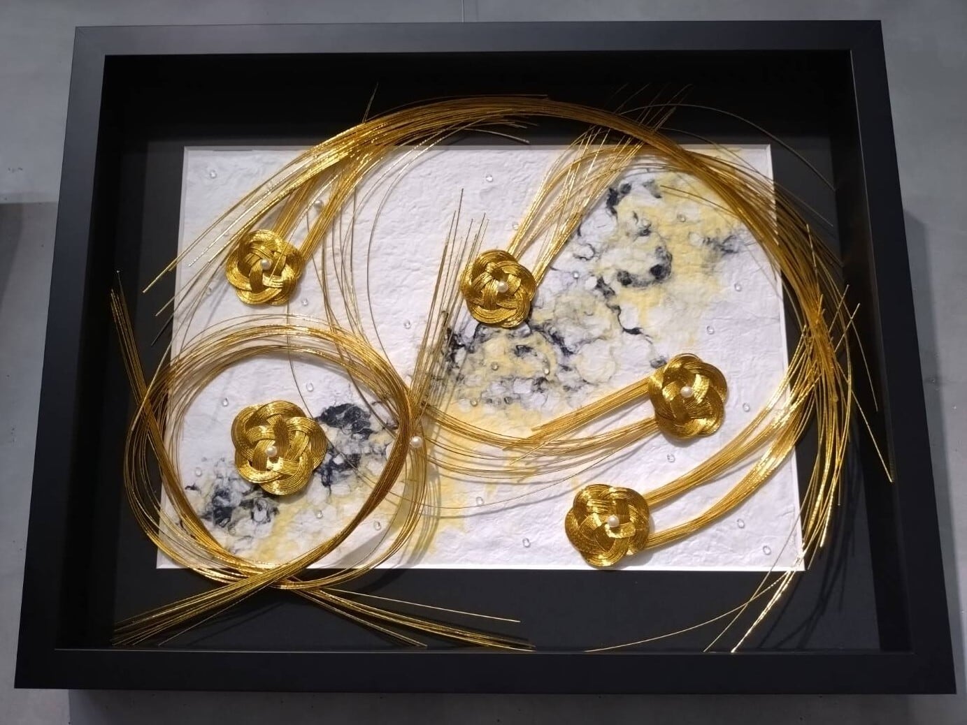Happy Golden Harmony – Flow of Unified Blessings