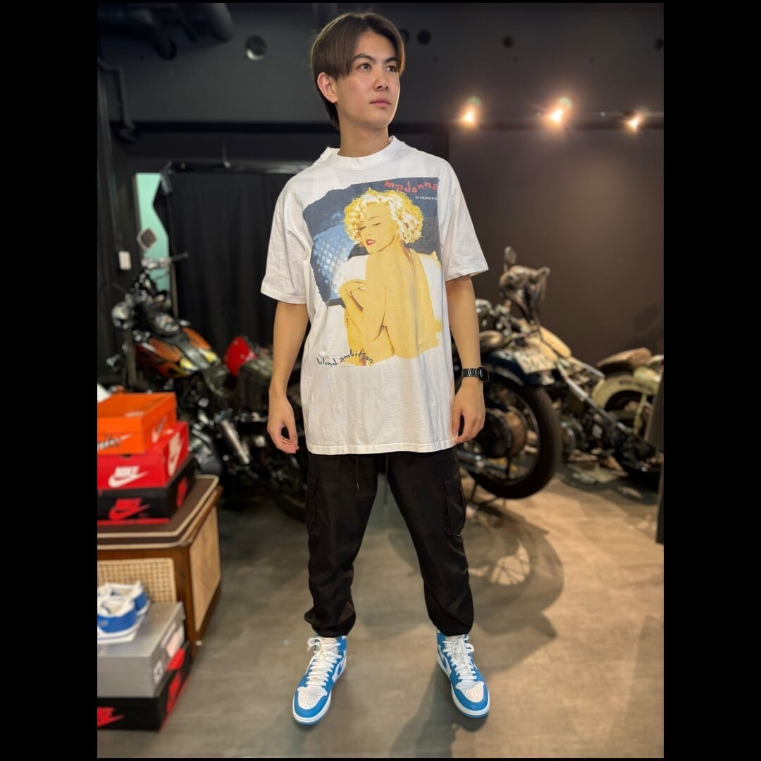 MADONNA】マドンナ「BLOND AMBITION Tour」ヴィンテージTシャツ