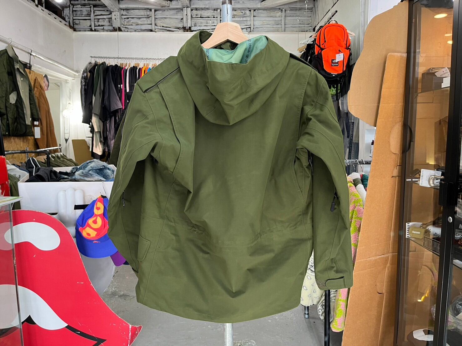 STUSSY ×TILT GORE-TEX FIELD TECH JACKET KHAKI SMALL | BRAND BUYERS 