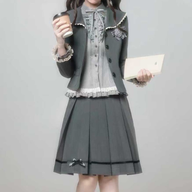 文学少女のアンティーク風フリルとリボンのグレー制服セット：スカート