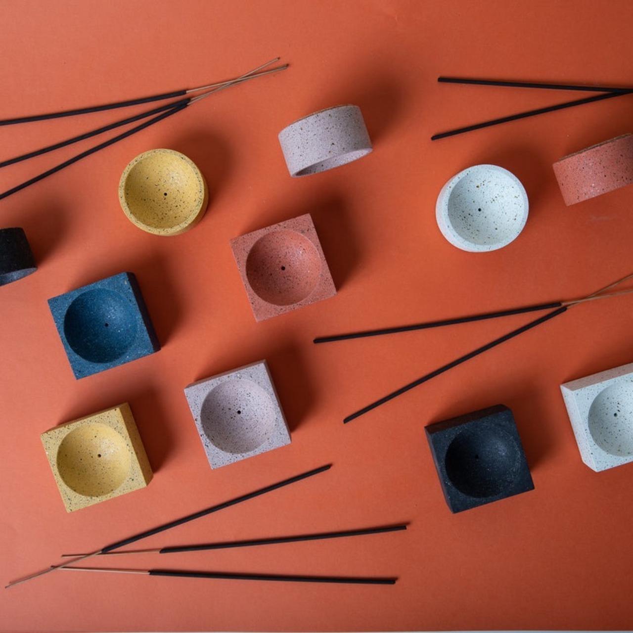 pretti.cool インセンスホルダー スクエア マリーゴールド