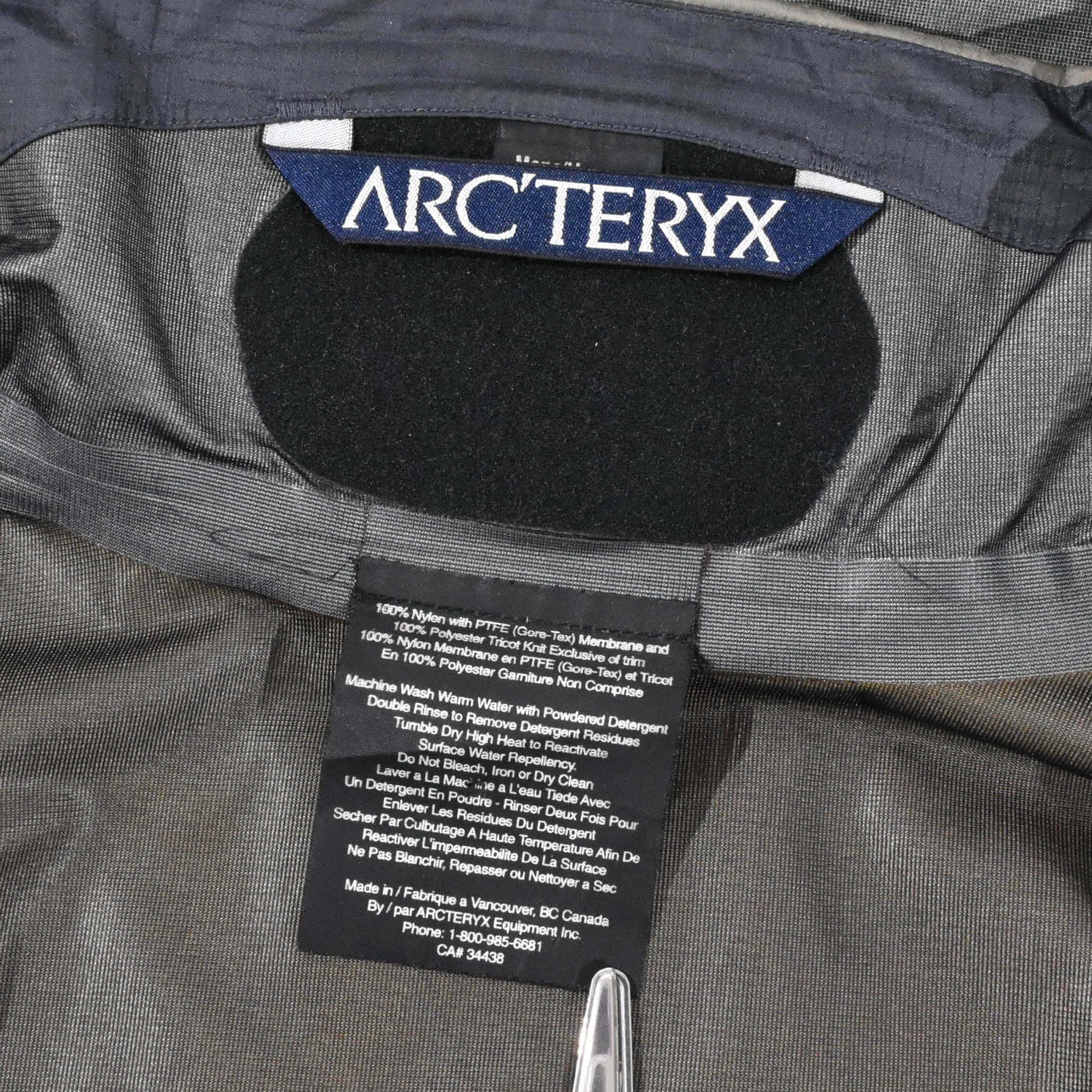 ARC'TERYX KAPPA SP GORE-TEX JACKET STONE M | Pay ID ARC'TERYX KAPPA SP GORE-TEX JACKET STONE M | Pay ID