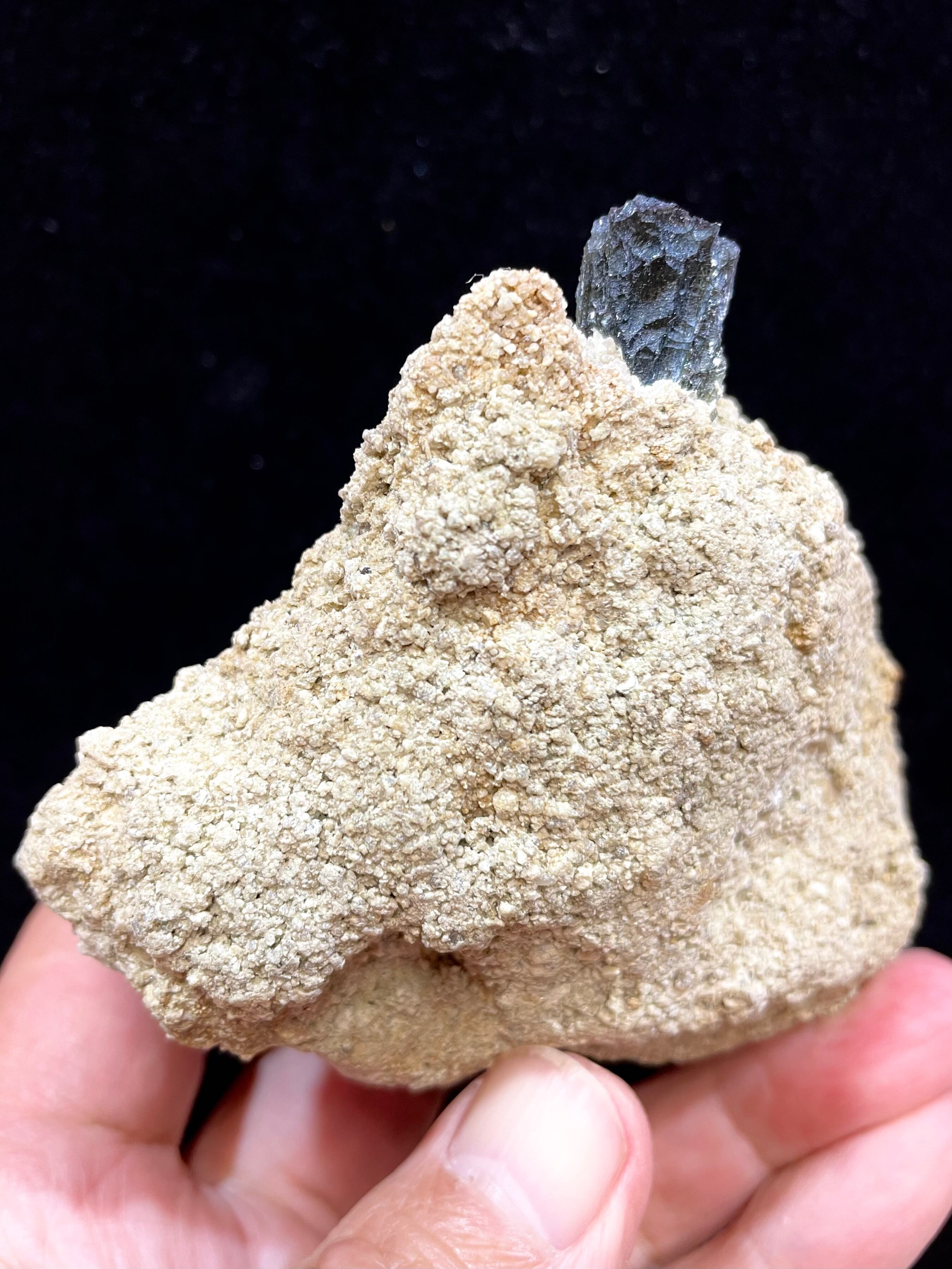 【超希少鉱物/最強品質】天然モルダバイト＊約3.5g＊　鉱物 天然石 原石 2) 超希少！モルダバイト原石(母岩付き) | レムリアの太陽